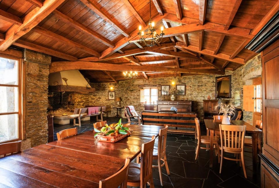 Communal lounge/ TV room, Lounge or bar