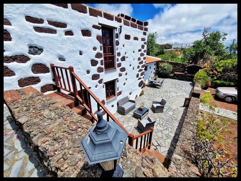 Property building, Garden