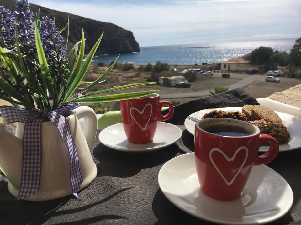 Balcony/Terrace, Mountain view, Sea view