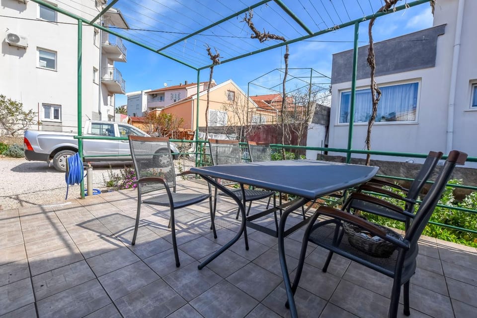 Property building, Balcony/Terrace