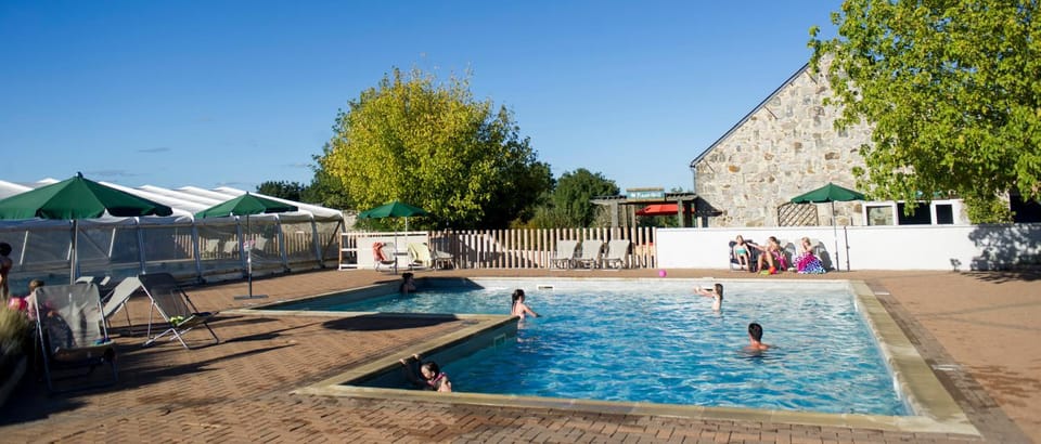 Day, People, Swimming pool, Swimming pool, sunbed