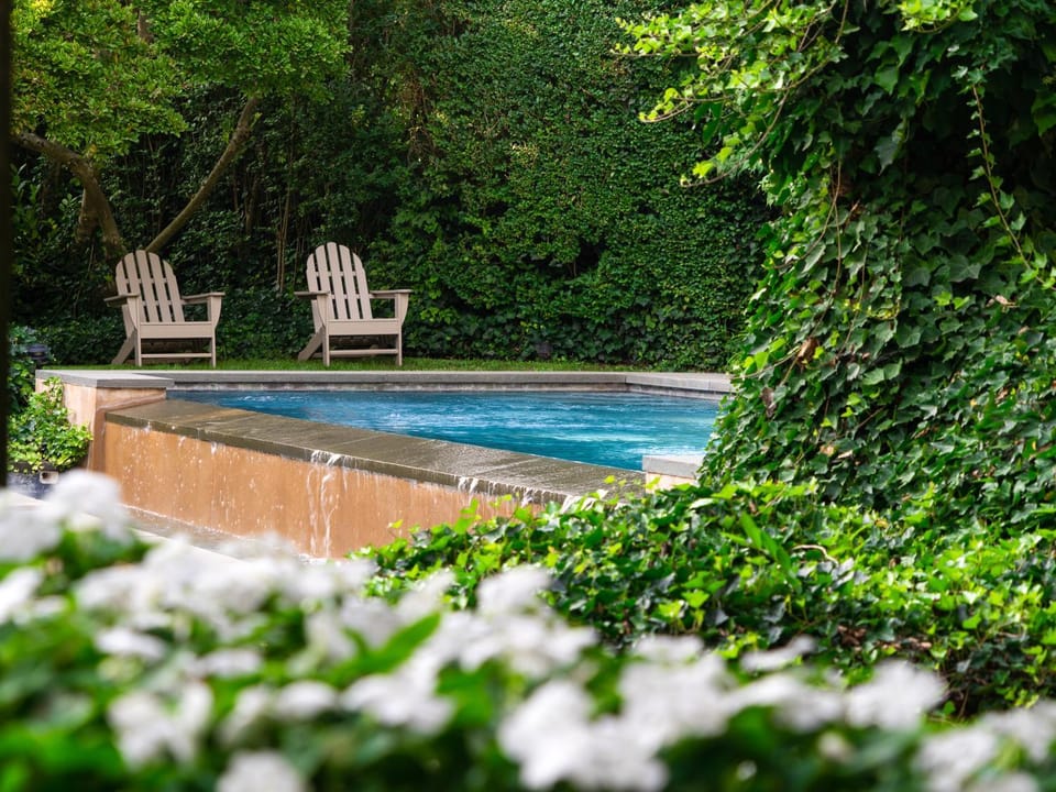 The Baker House 1650 Bed and Breakfast in East Hampton