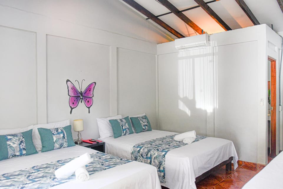 Cabinas Bahía Uvita - Marino Ballena National Park Lodge Cabin in Bahía Ballena