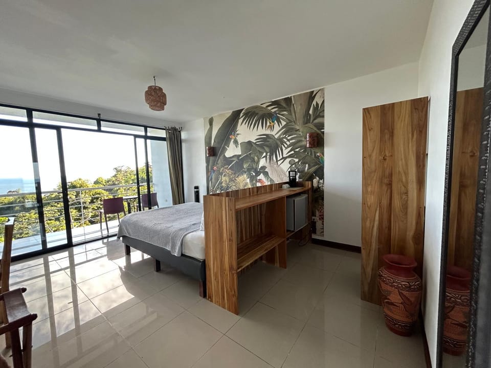 Bed, Natural landscape, View (from property/room), Balcony/Terrace, Photo of the whole room, Bedroom, Mountain view, wardrobe