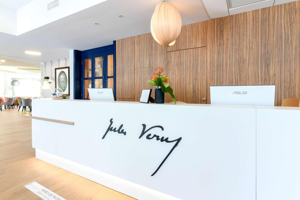 Lobby or reception, On site
