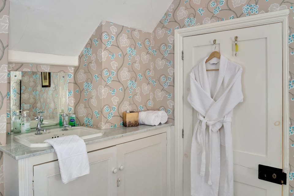 Clare Cottage Bed and Breakfast in South Somerset District