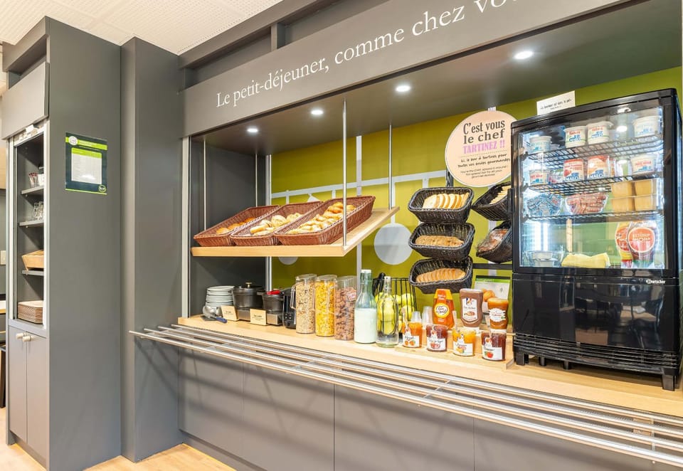 Food and drinks, Food, Buffet breakfast