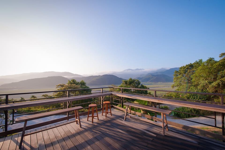 Day, Natural landscape, View (from property/room), Balcony/Terrace, Mountain view, Sunrise