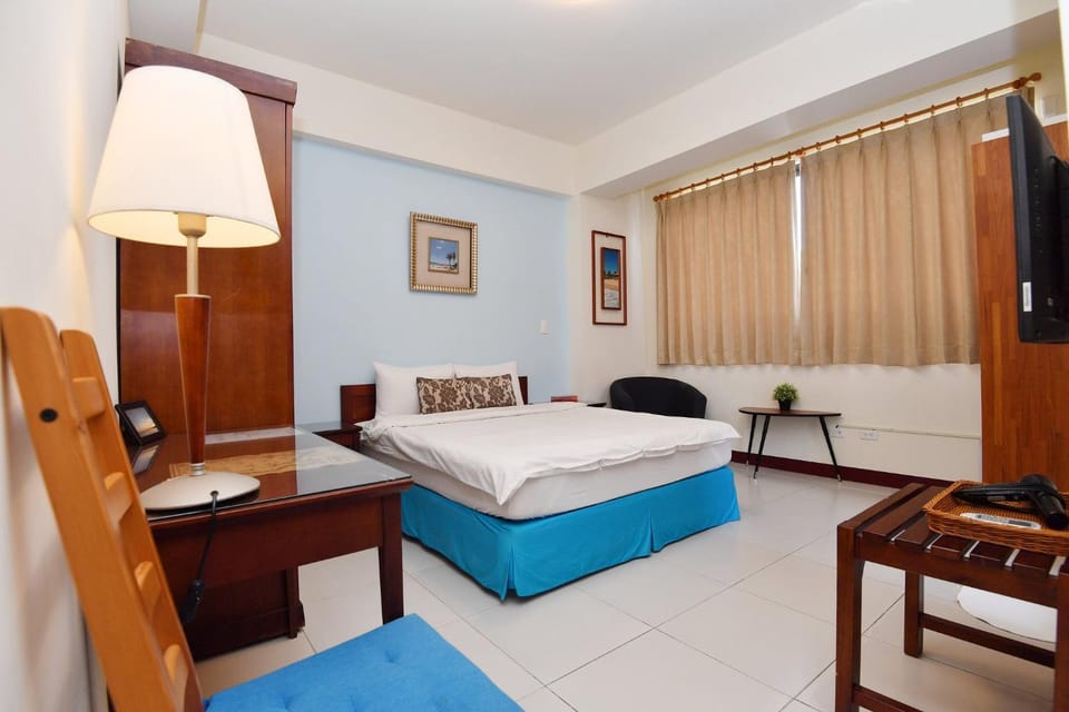 Photo of the whole room, Decorative detail, Bedroom