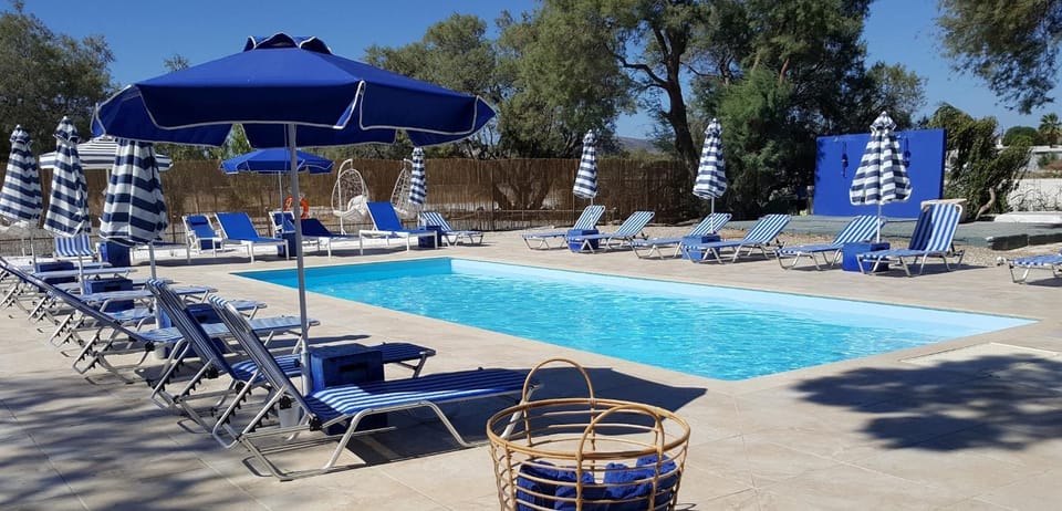 Swimming pool, Swimming pool