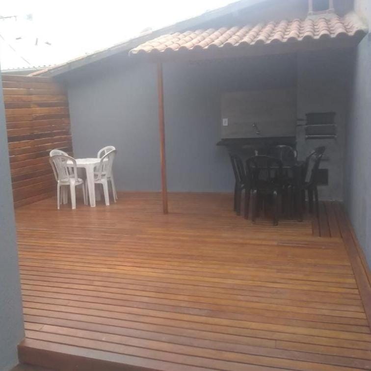 BBQ facilities, Dining area