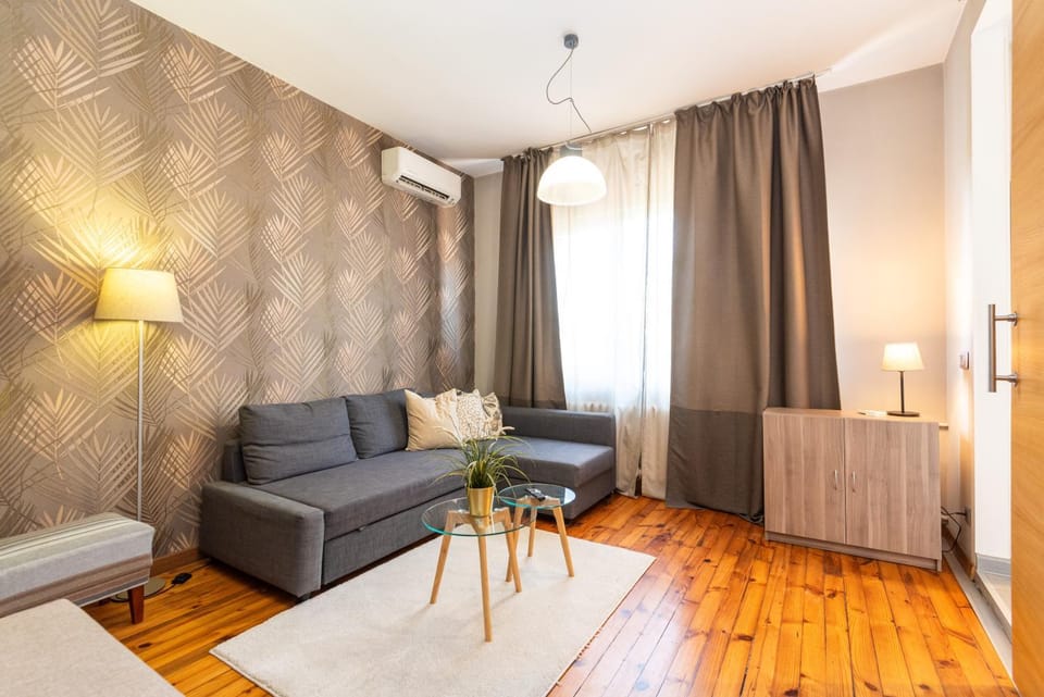 Living room, Bedroom