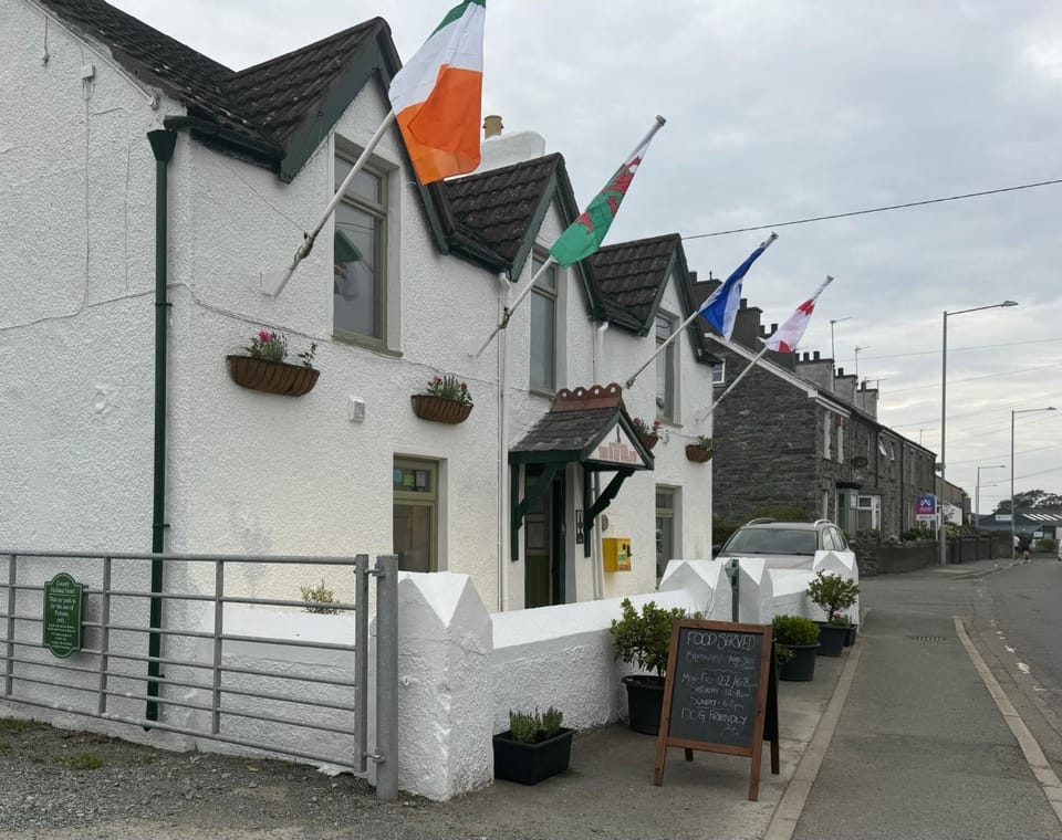 Holland Hotel Hotel in Wales