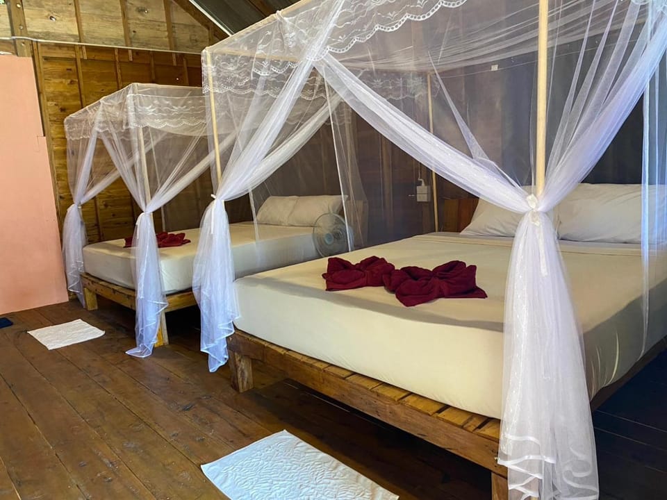 Kohjum Relax Beach Bed and Breakfast in Krabi Changwat