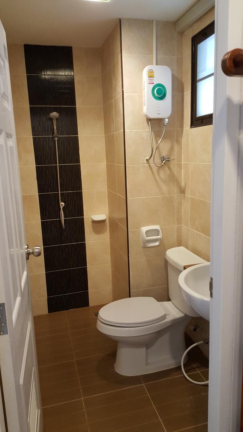 Toilet, Bathroom