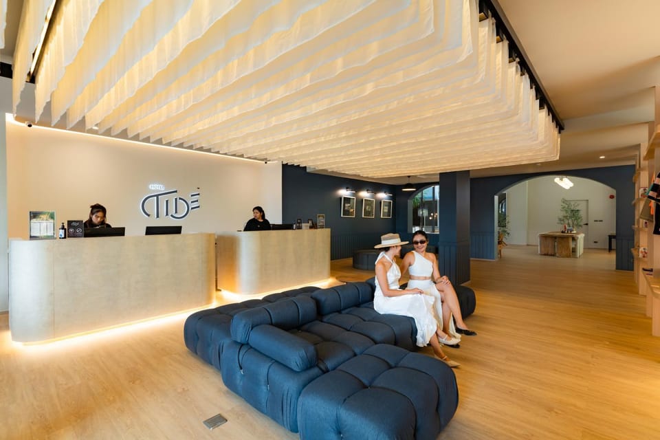 Lobby or reception, Seating area