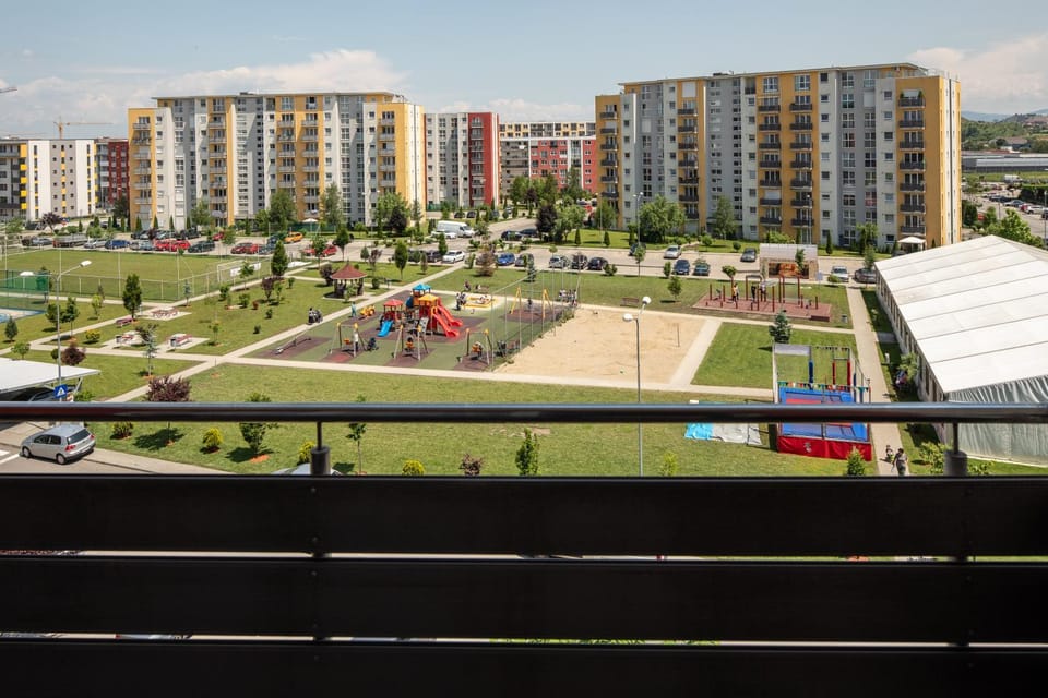Balcony/Terrace, City view, Street view
