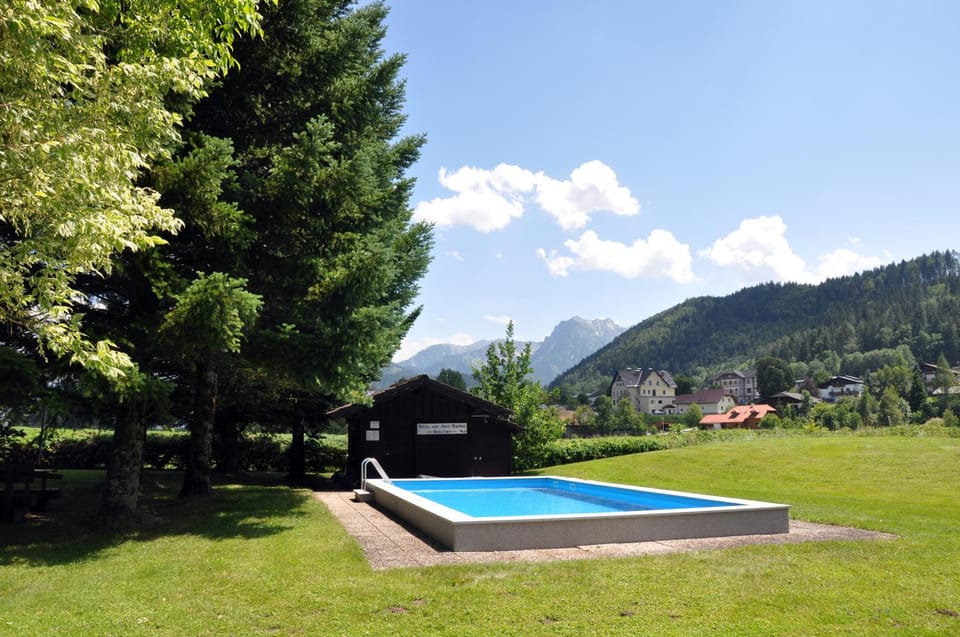 Garden, Swimming pool