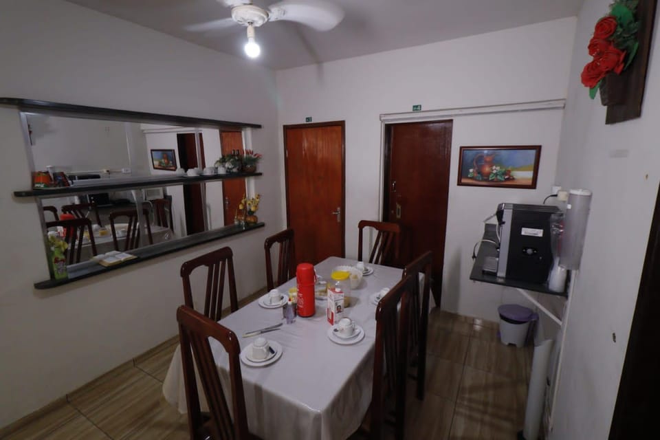 Dining area, minibar