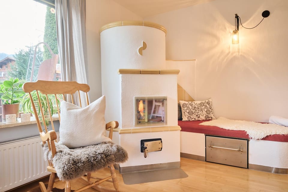Living room, flat iron, kitchen