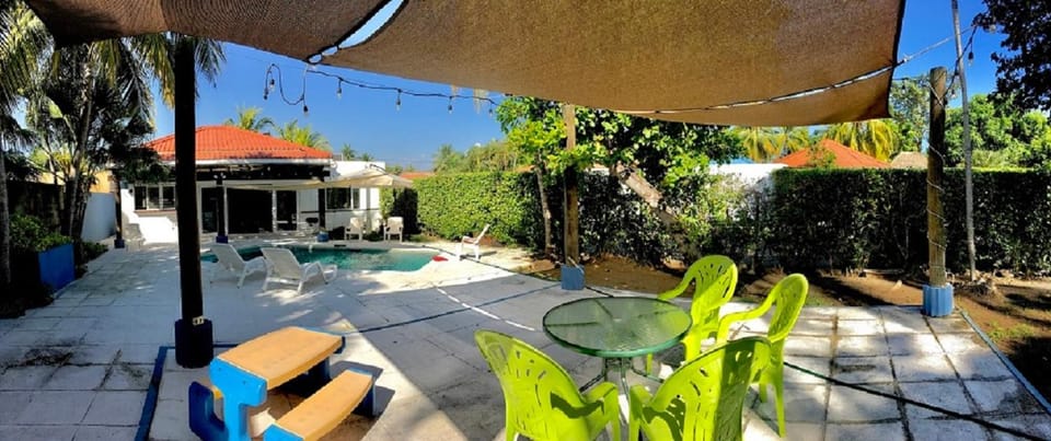 Swimming pool