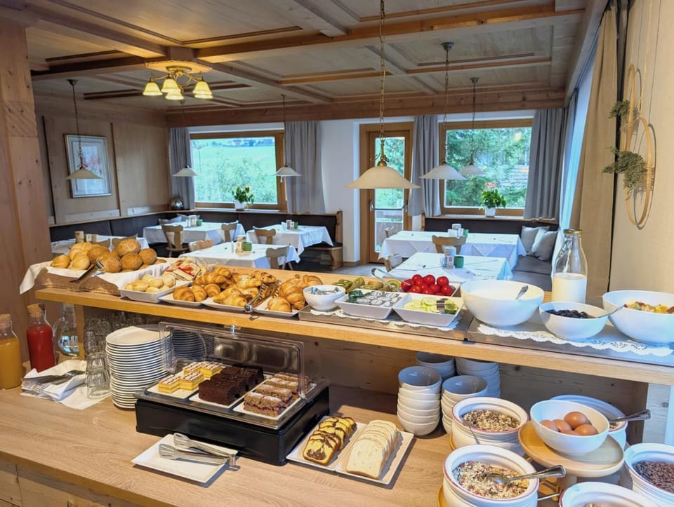 Pension Atlantic Bed and Breakfast in Trentino-South Tyrol