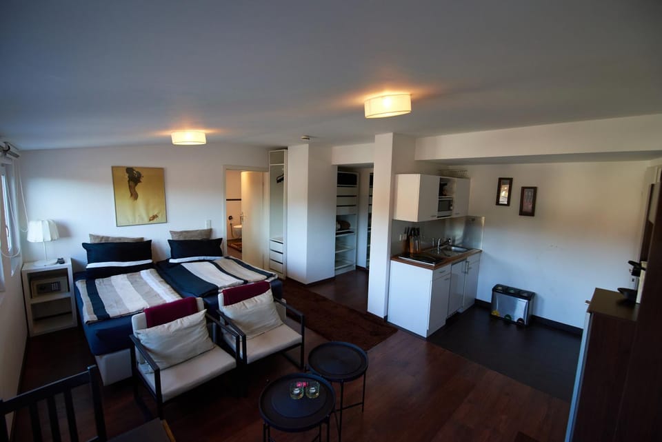 Bed, Bedroom, wardrobe, kitchen