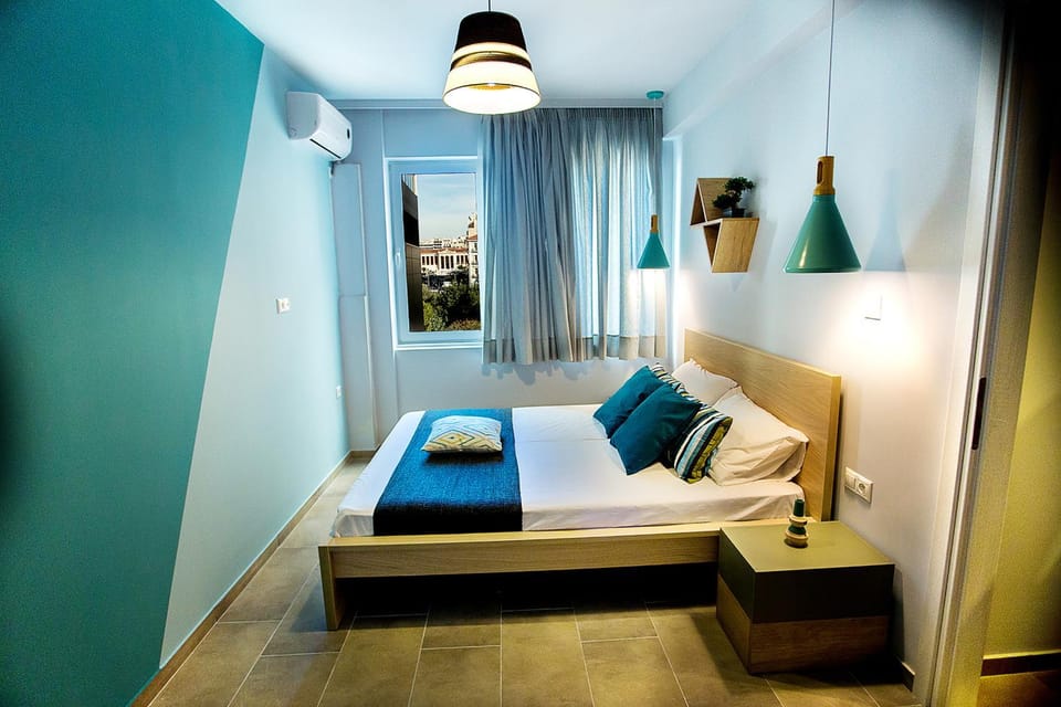 Bedroom, City view, Landmark view