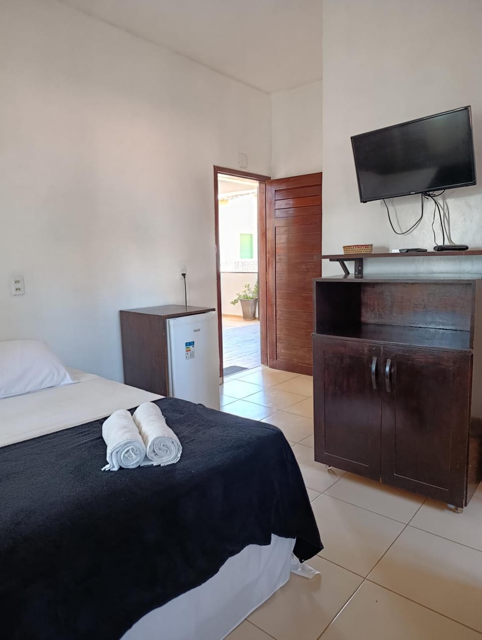 TV and multimedia, Bedroom, towels, wardrobe