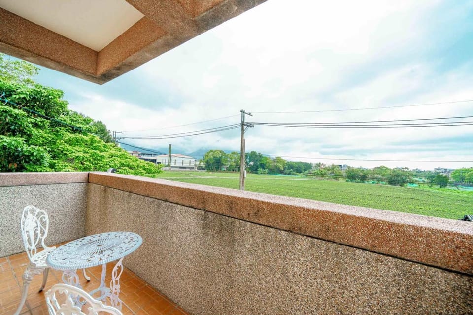 Mountain view, Inner courtyard view