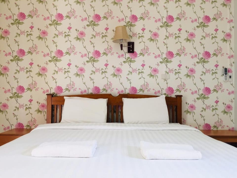 Pantip Residence Hotel in Laos