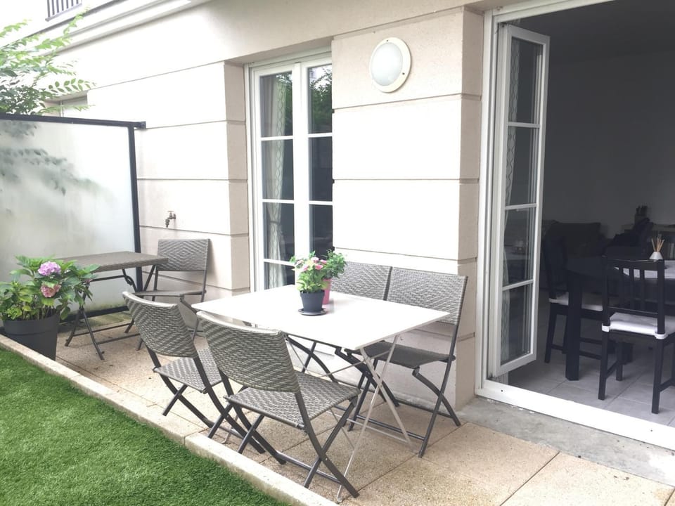 Patio, Garden