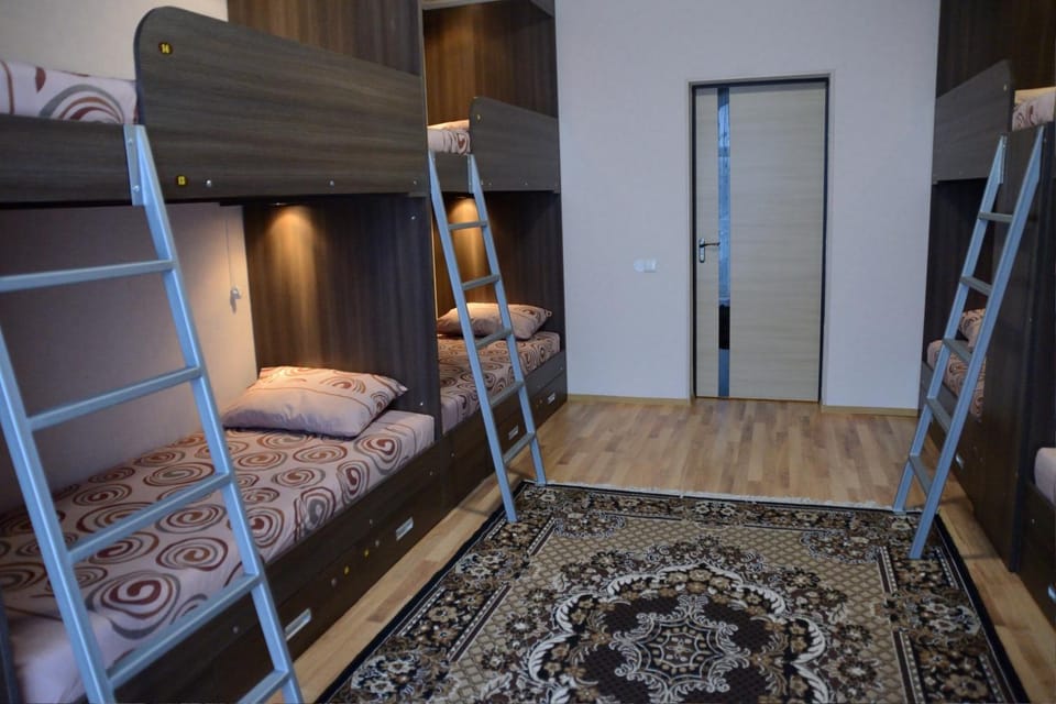bunk bed