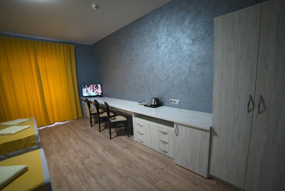 TV and multimedia, Dining area