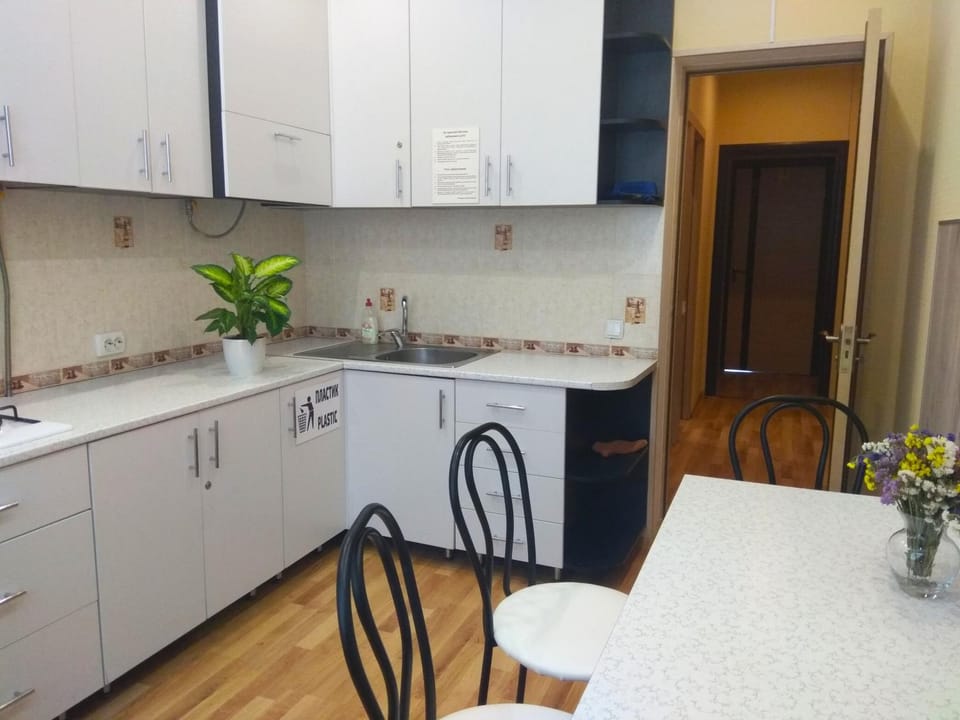 TV and multimedia, Kitchen or kitchenette, Dining area