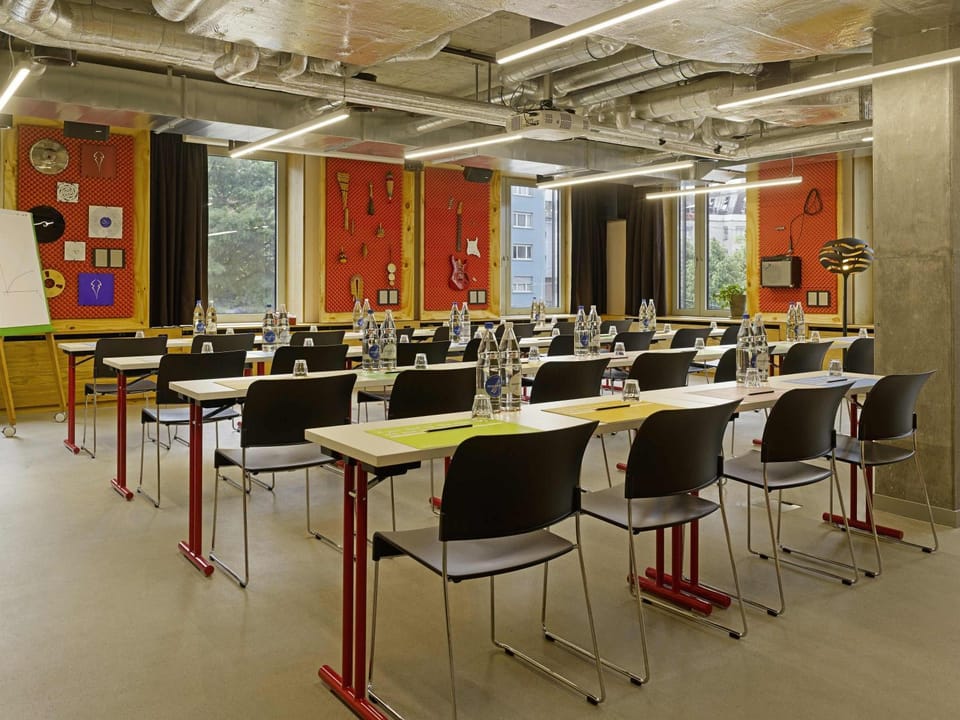 Meeting/conference room