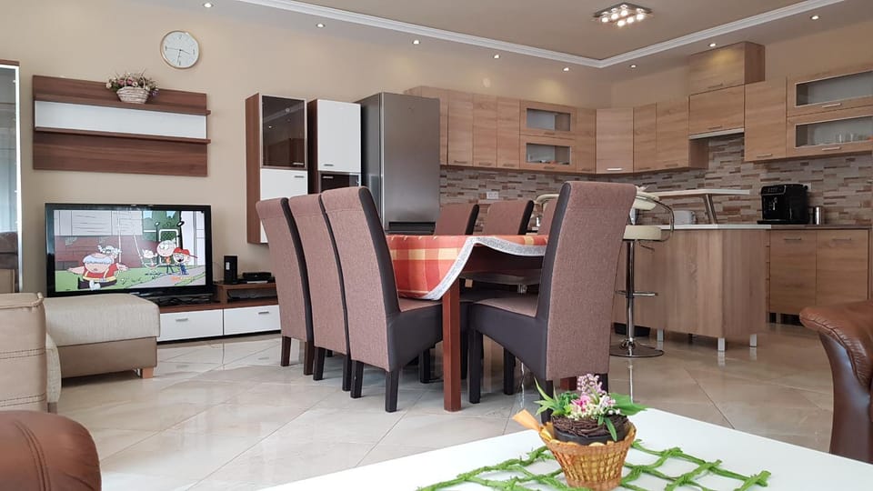 Central-Aqua Apartman Apartment in Hungary