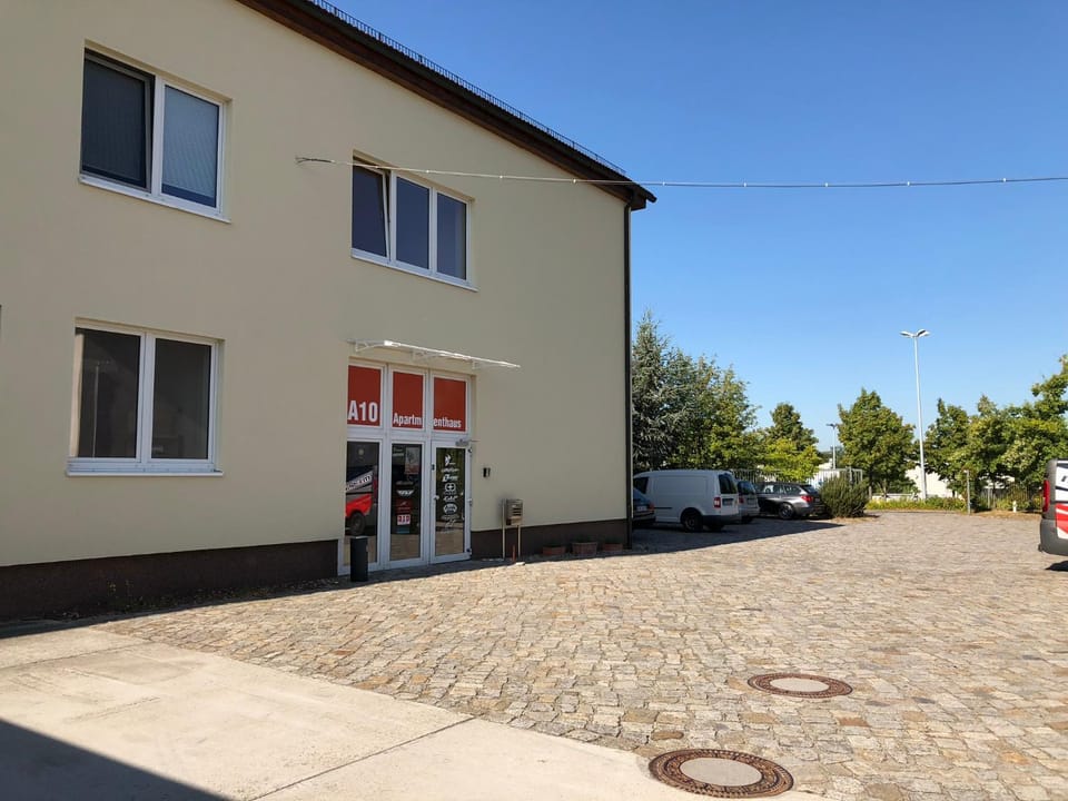 Facade/entrance, Summer, On site