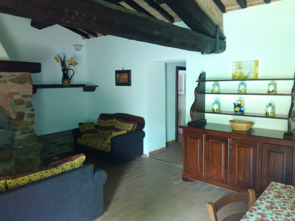 Agriturismo Il Vignone Farm Stay in Tuscany