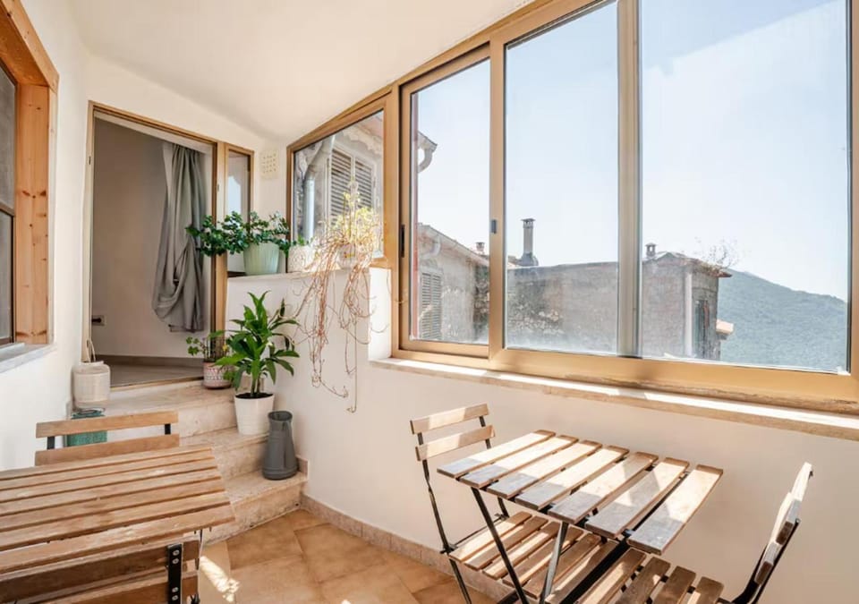 View (from property/room), Balcony/Terrace, Seating area, Dining area, Mountain view, Sea view