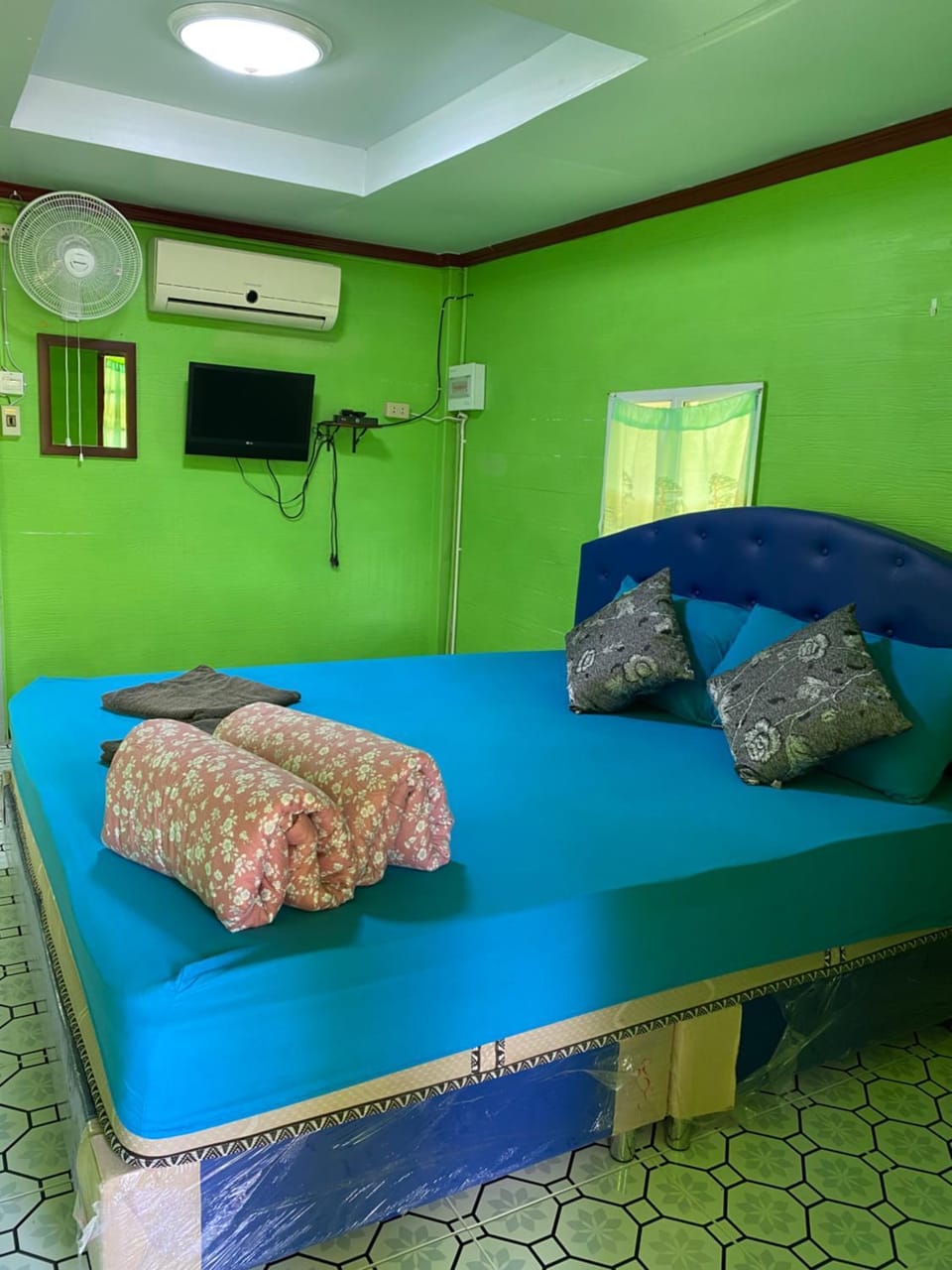 บ้านเรือนไท มวกเหล็ก Ban Ruenthai MuakLek Resort in Laos