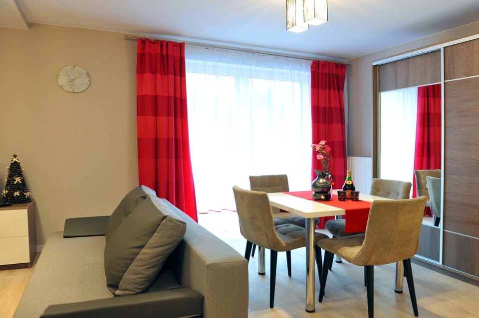 Apartamenty BM'Kruk Apartment in Lower Silesian Voivodeship