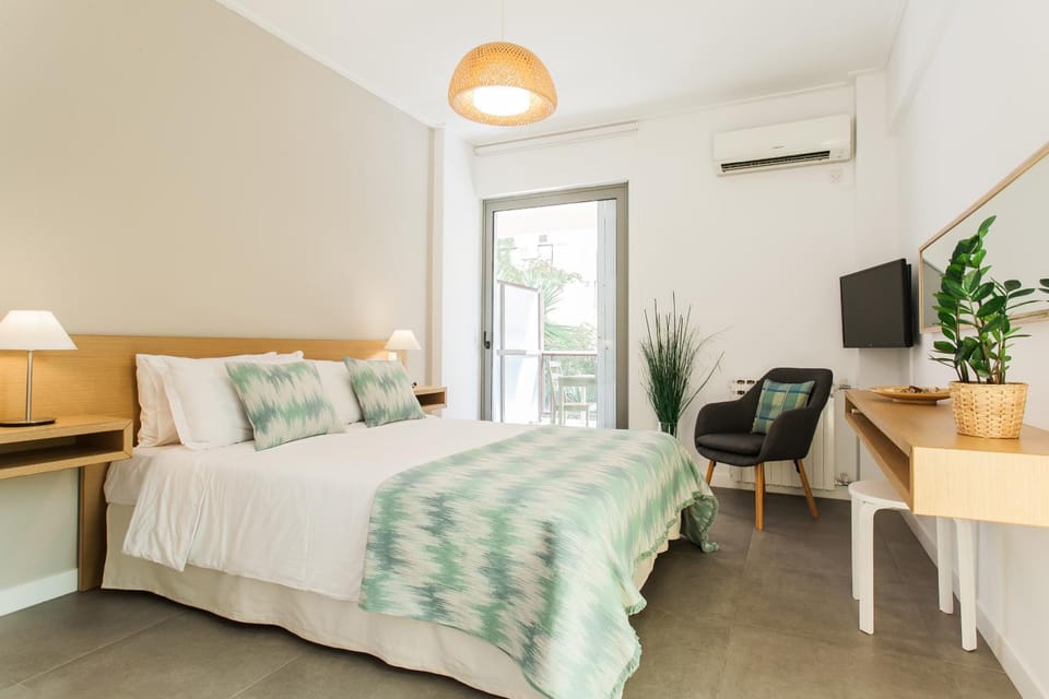 Bed, Balcony/Terrace, Bedroom