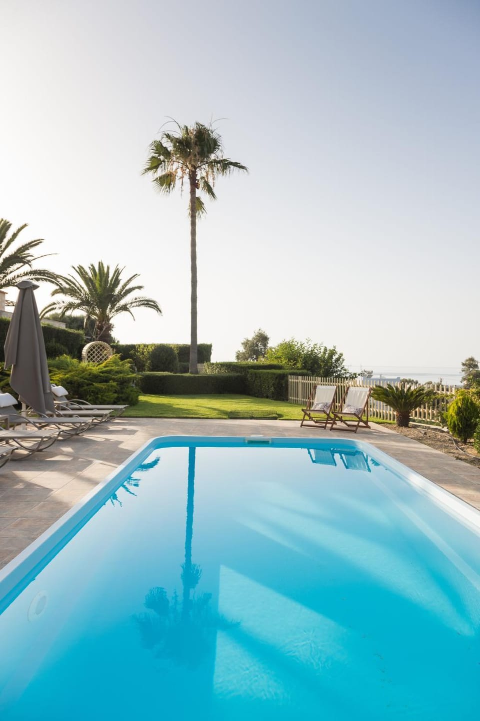 Property building, Swimming pool