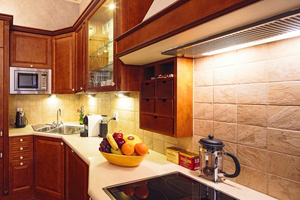 Coffee/tea facilities, Kitchen or kitchenette