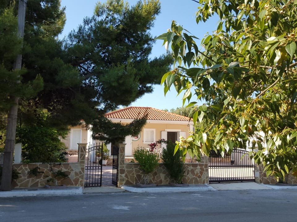Property building, Facade/entrance, Street view