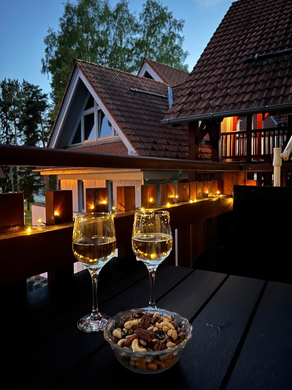 Balcony/Terrace, Food and drinks