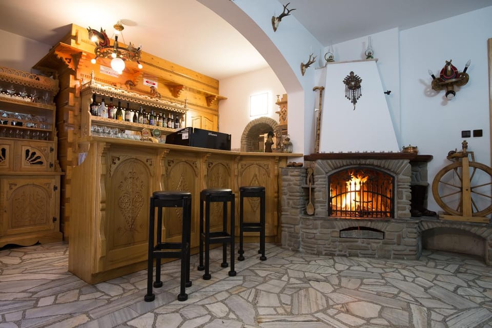 Lounge or bar