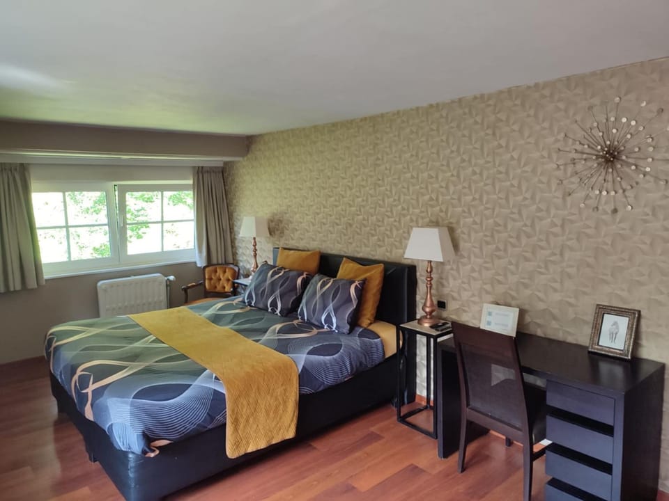Le Manoir De Morimont Bed and Breakfast in Belgium