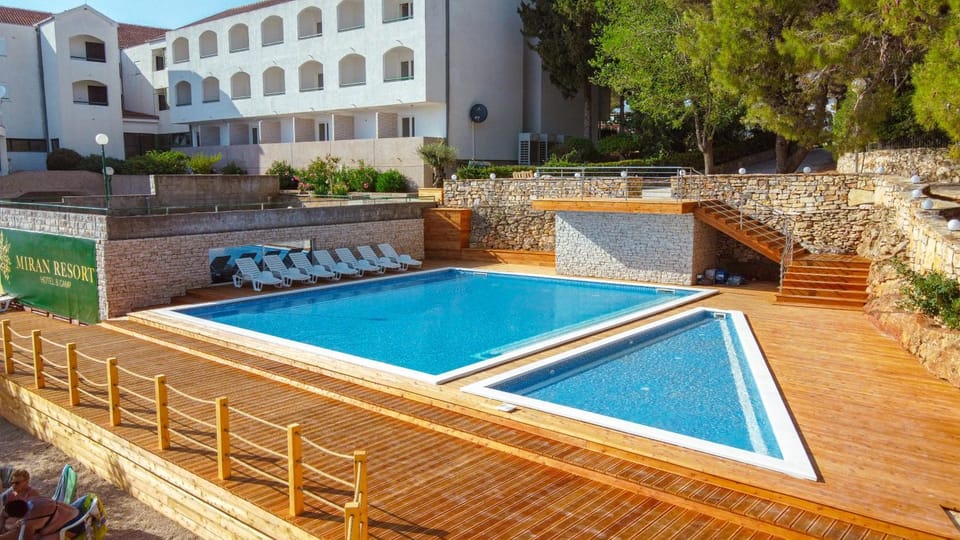 Pool view, Swimming pool
